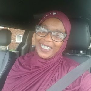 Meet your Posher, Anitra